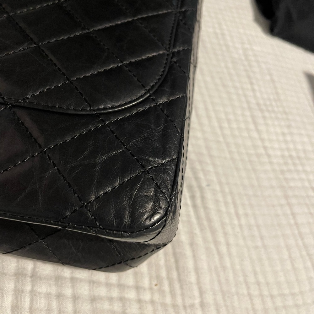 Chanel Black Purse 2.55 lamb skin comes with dust bag and box.. Quilted - Picture 12 of 13